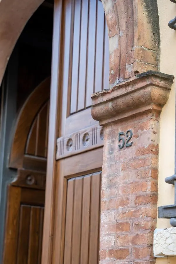 Apartment Loveflat A Pochi Passi Dal Castello Estense Ferrara Italy