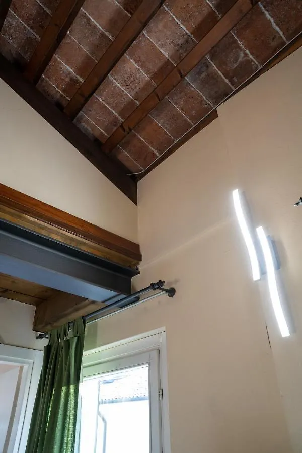 Loveflat A Pochi Passi Dal Castello Estense Ferrara Italy