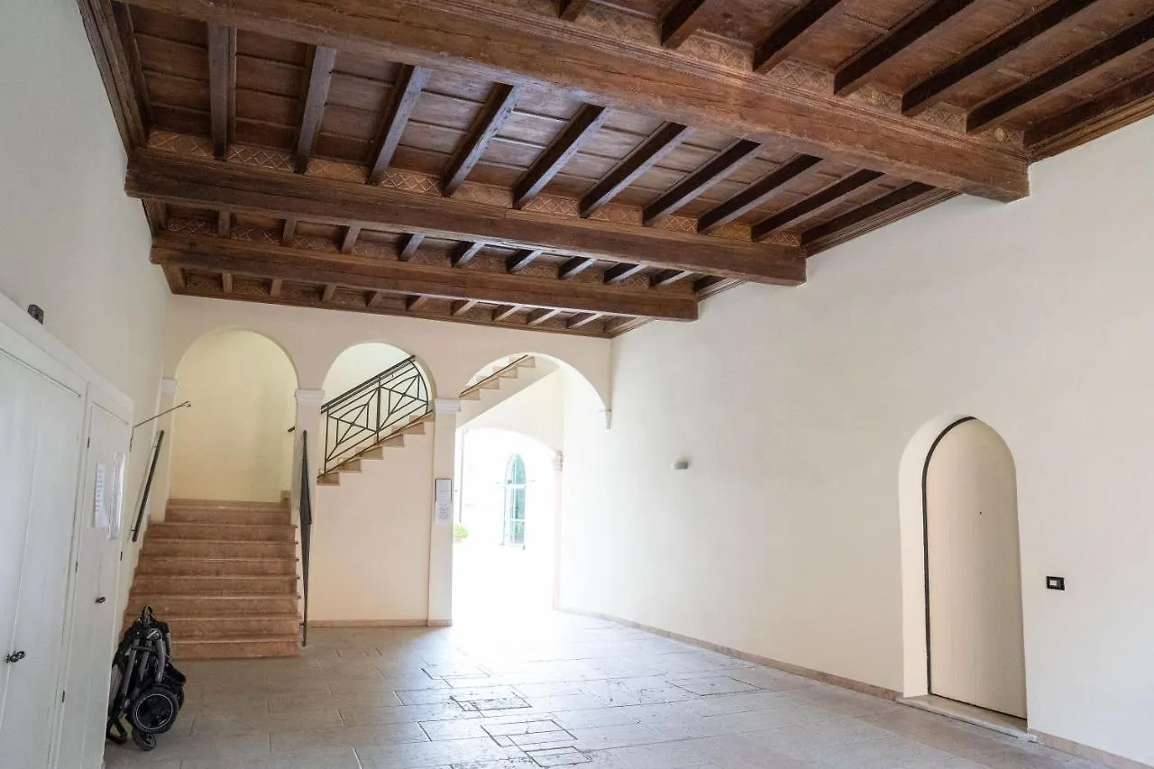 Apartment Loveflat A Pochi Passi Dal Castello Estense Ferrara Italy